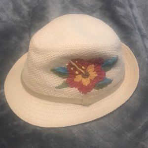Tan straw fedora with flower detail